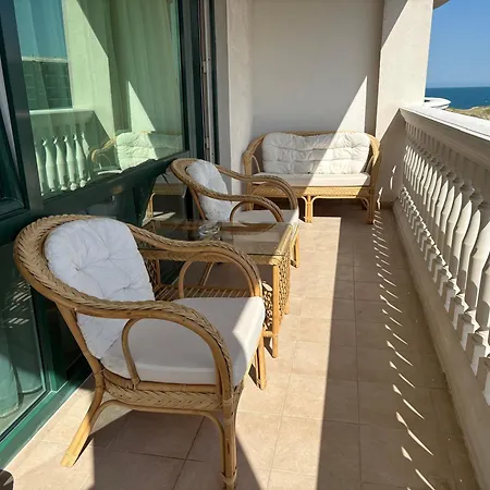 Miramar Palace 615s Σάνι Μπιτς