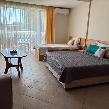 Miramar Palace 615s