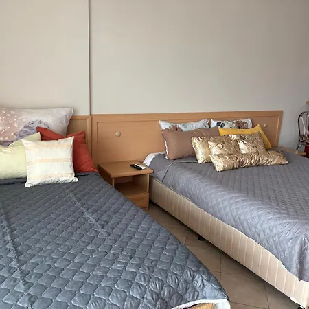 Miramar Palace 615s Apartmán