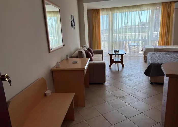 Miramar Palace 615s Слънчев бряг